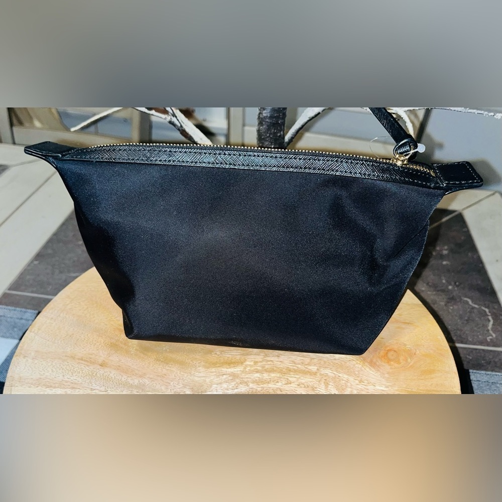 KATE SPADE Cosmetic Case - Picture 5 of 8